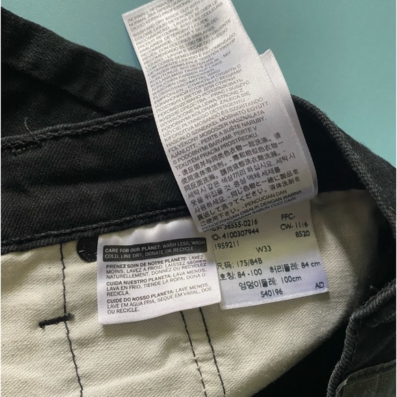 Black Men W33 511 Levi’s shorts - Picture 7 of 7